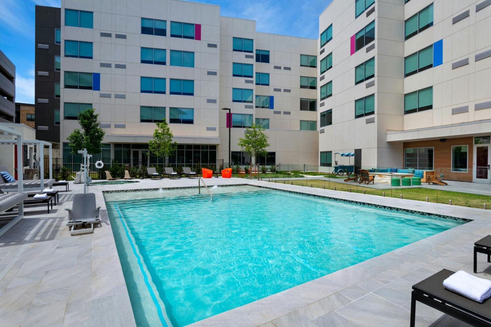 Hotel Aloft Austin Southwest Extérieur photo